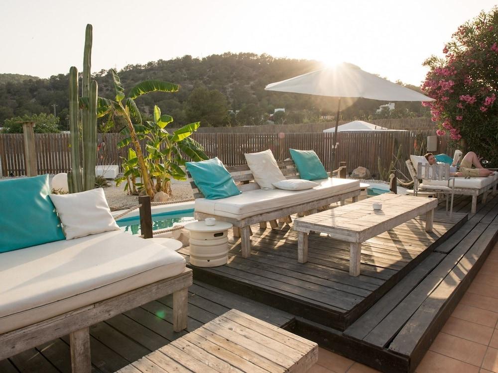 บูทิก โอสตัล ซาลินาส Hotel Sant Francesc de s'Estany ภายนอก รูปภาพ