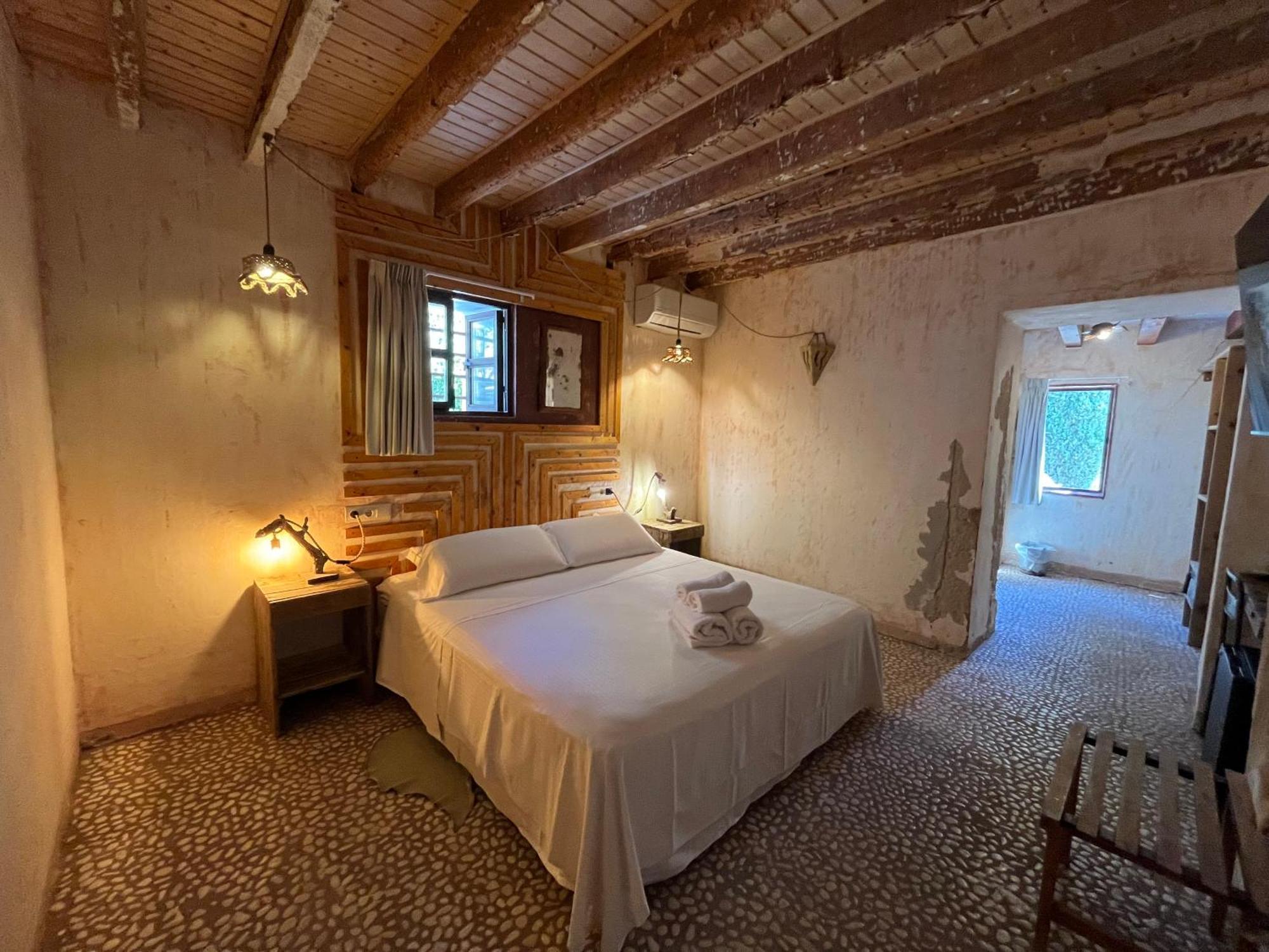 บูทิก โอสตัล ซาลินาส Hotel Sant Francesc de s'Estany ภายนอก รูปภาพ